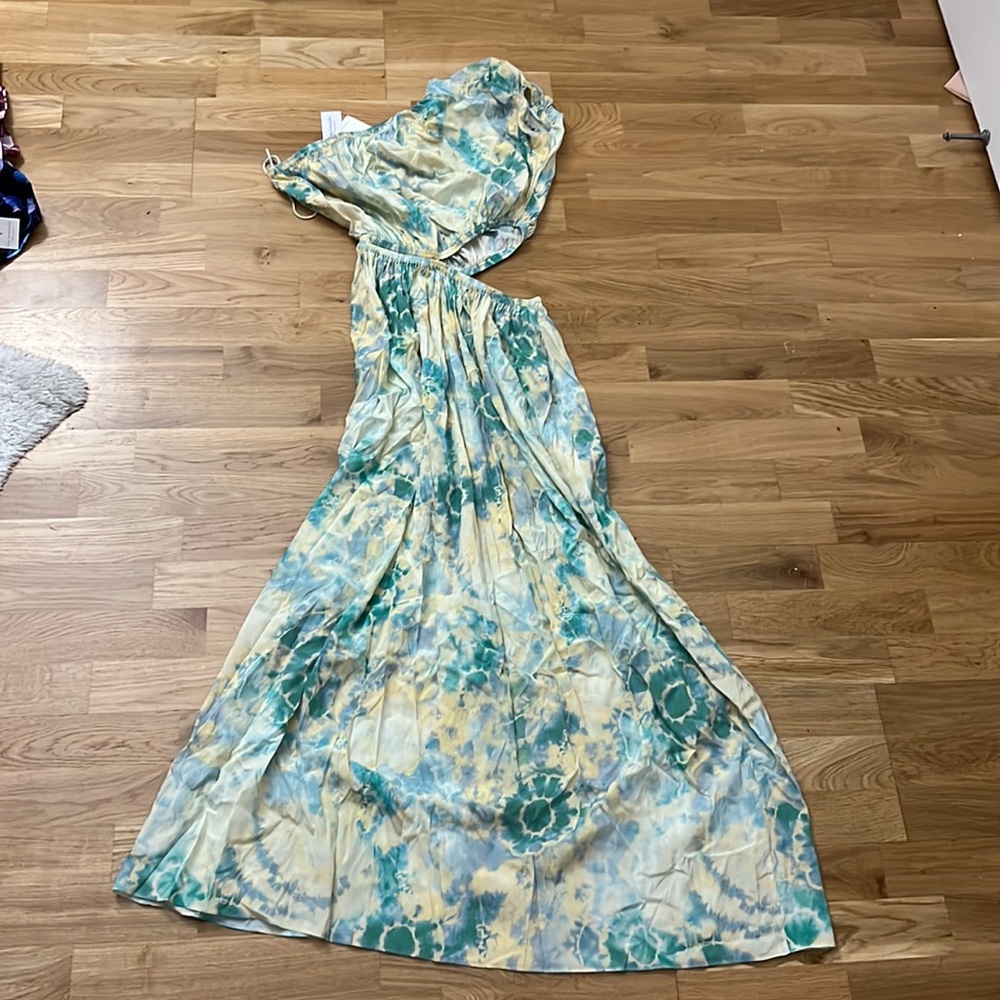 NWT the westside poppy cut out silk maxi dress - Picture 4 of 7